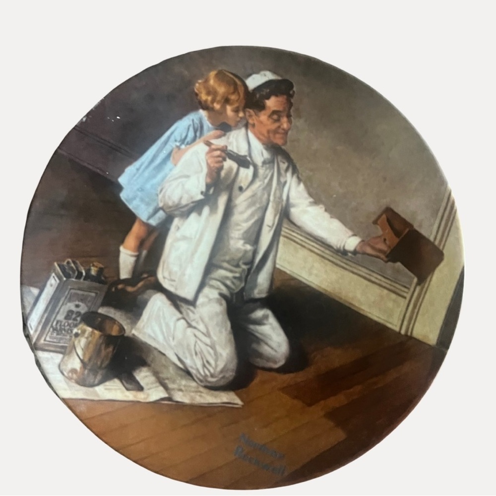 Knowles Antique decor plate